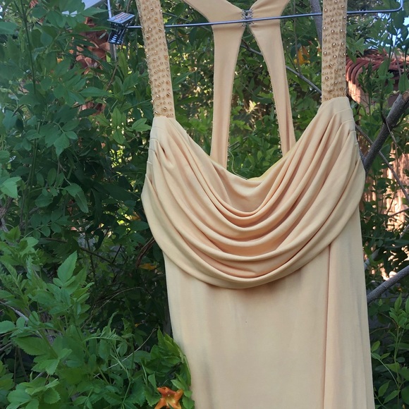 Yellow Evening Gown with beading - Picture 3 of 5